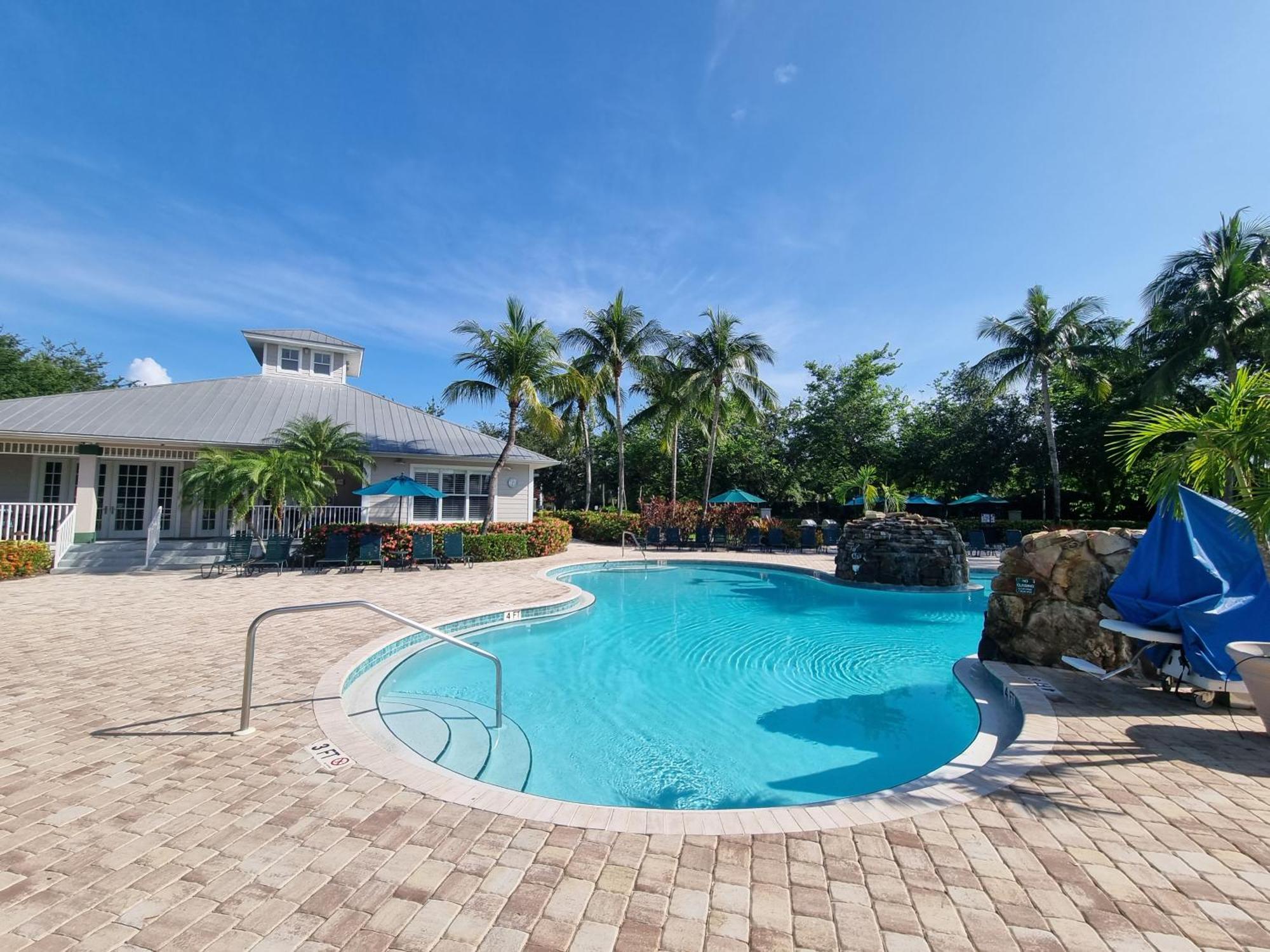 Stunning 2-Bedroom Plus Den Condo In Greenlinks Resort North North Naples Εξωτερικό φωτογραφία