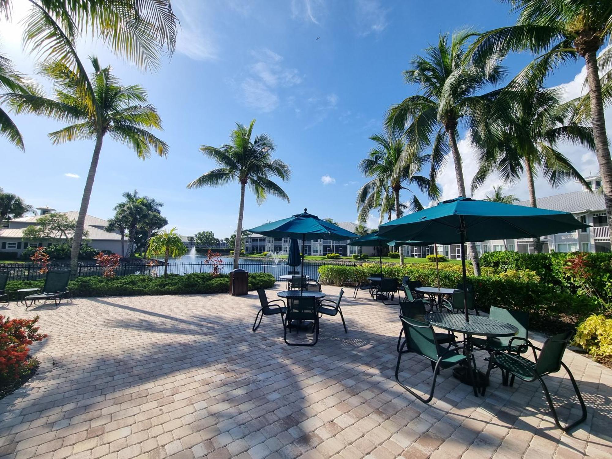 Stunning 2-Bedroom Plus Den Condo In Greenlinks Resort North North Naples Εξωτερικό φωτογραφία