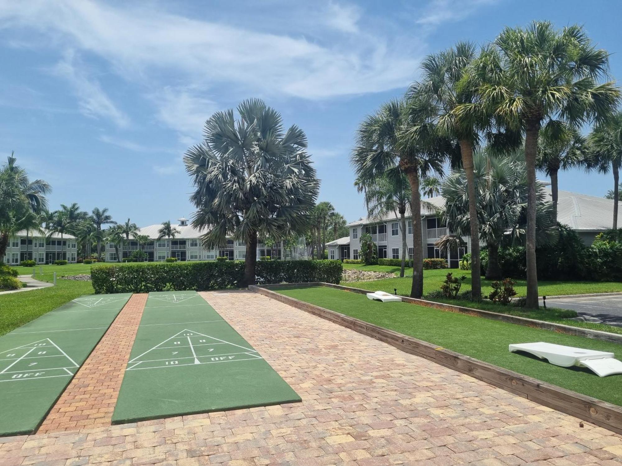 Stunning 2-Bedroom Plus Den Condo In Greenlinks Resort North North Naples Εξωτερικό φωτογραφία