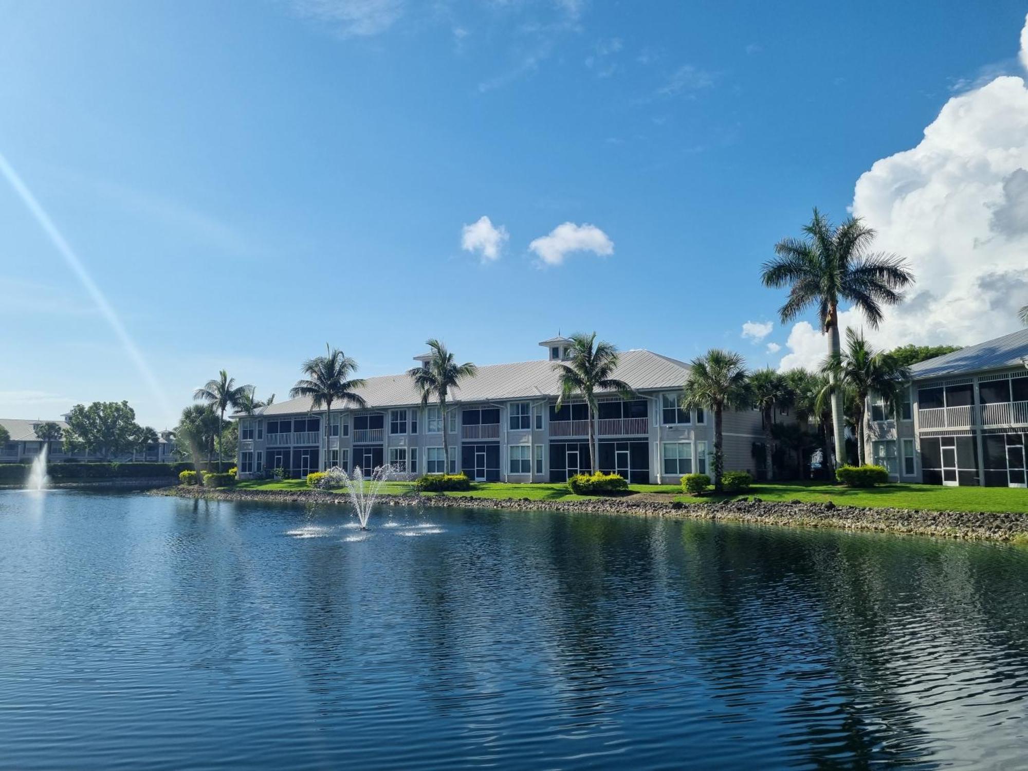 Stunning 2-Bedroom Plus Den Condo In Greenlinks Resort North North Naples Εξωτερικό φωτογραφία