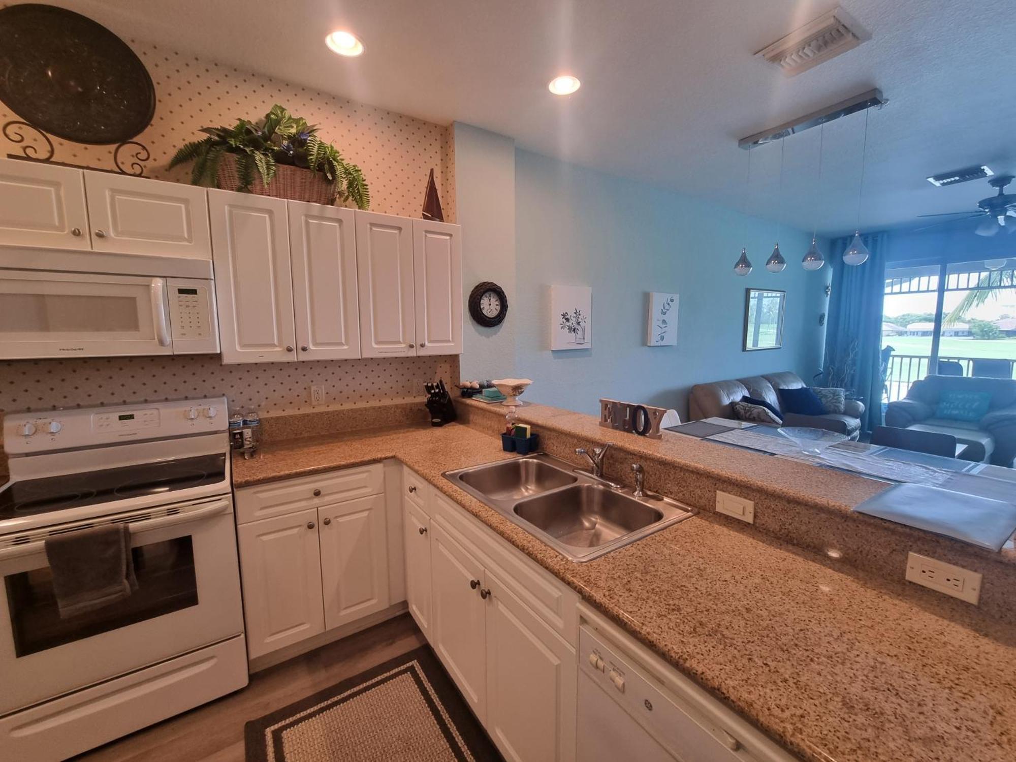 Stunning 2-Bedroom Plus Den Condo In Greenlinks Resort North North Naples Εξωτερικό φωτογραφία