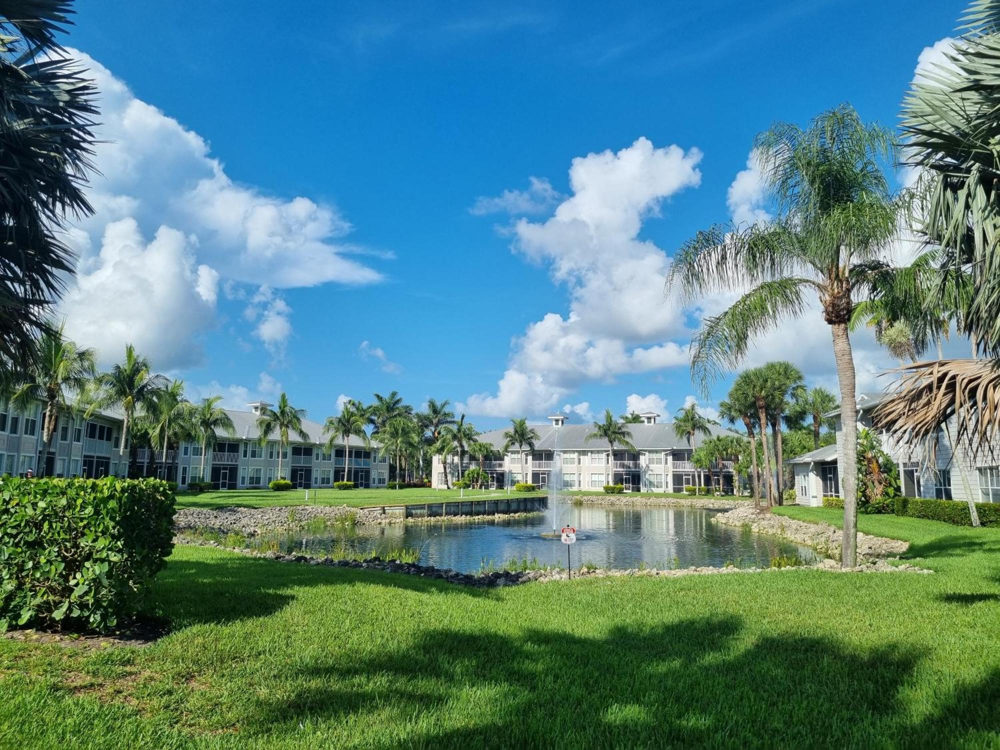 Stunning 2-Bedroom Plus Den Condo In Greenlinks Resort North North Naples Εξωτερικό φωτογραφία